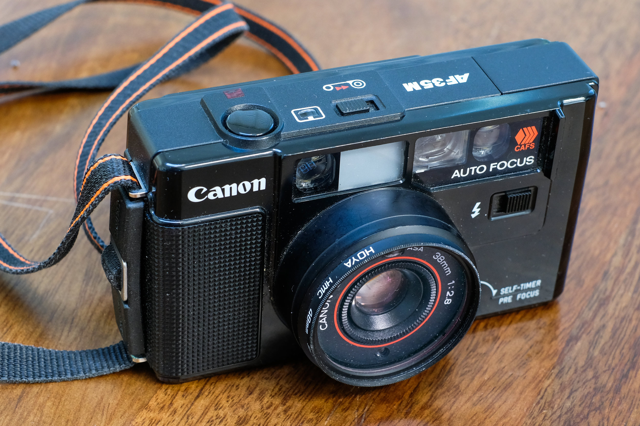 Canon AF35M — Broken Camera . Club